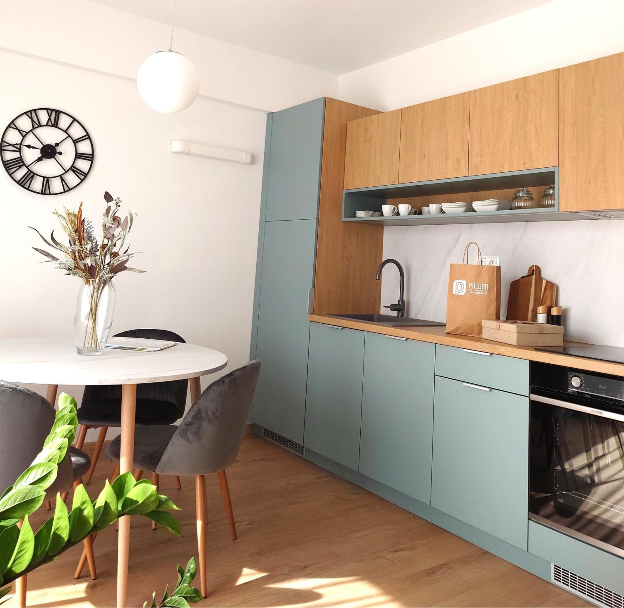 Apartman Nad Riekou Bešeňová Exterior foto