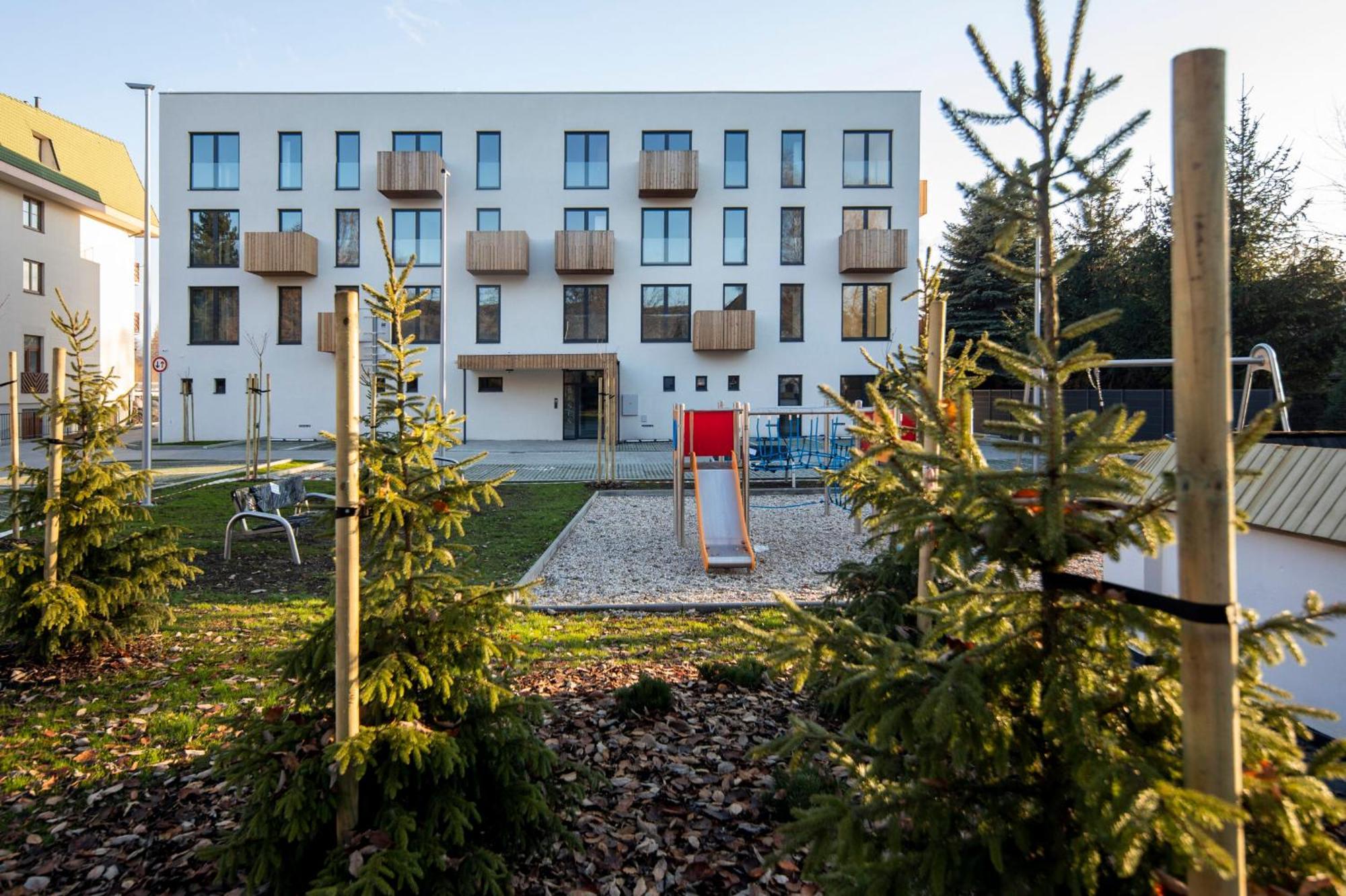 Apartman Nad Riekou Bešeňová Exterior foto