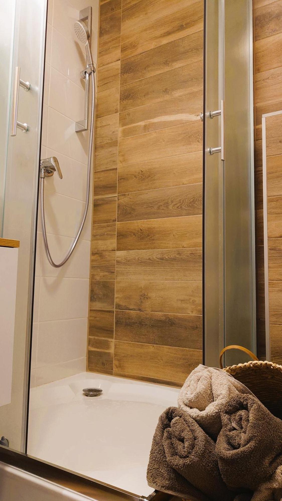 Apartman Nad Riekou Bešeňová Exterior foto
